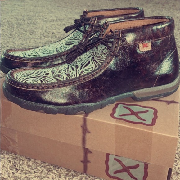 Women’s twisted X shoes - Picture 2 of 2